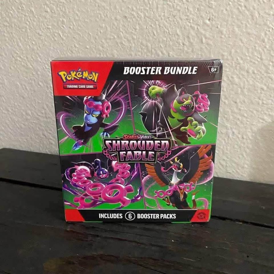 Shrouded Fable Booster Box