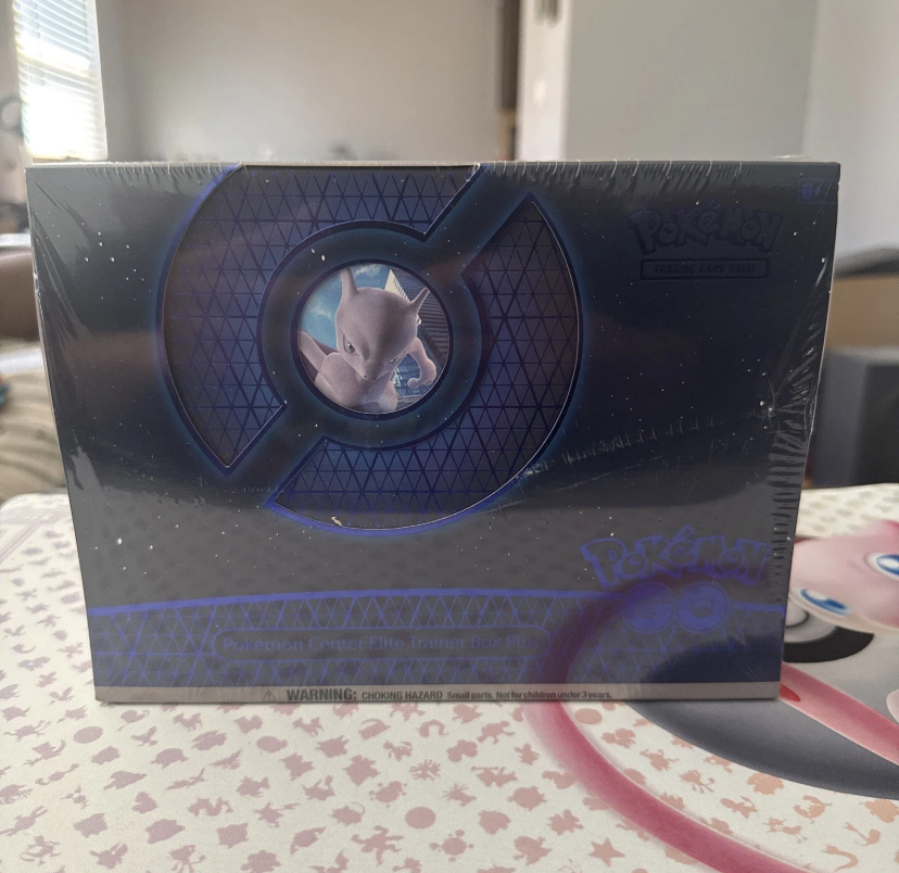 Pokemon Go Center Elite Trainer Box